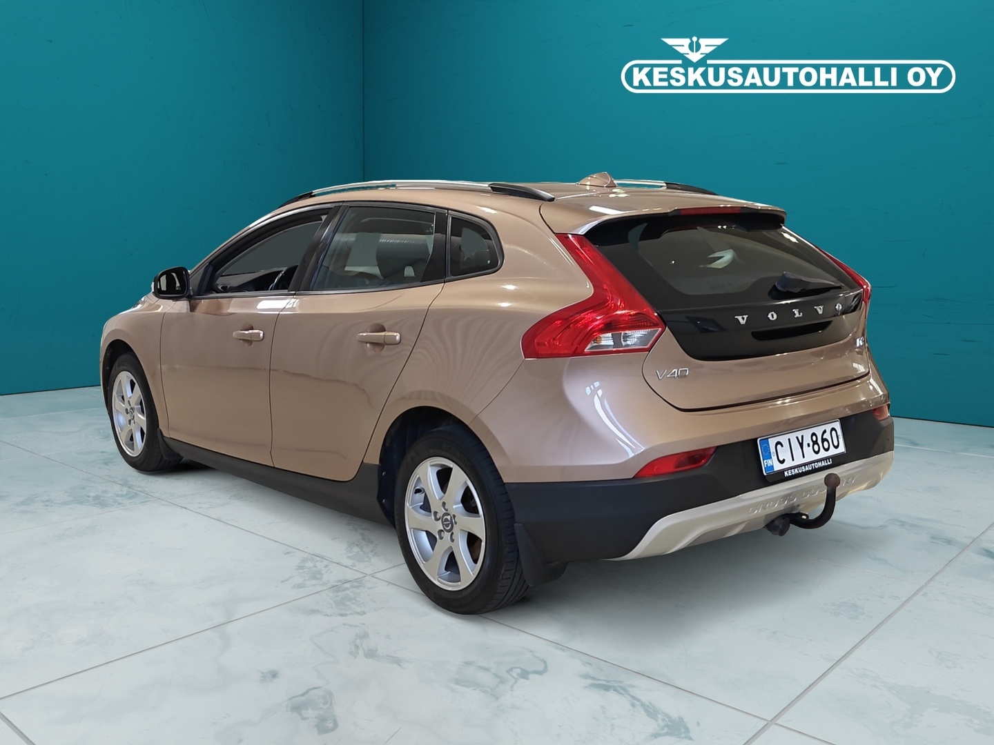 VOLVO V40 Cross Country 2013