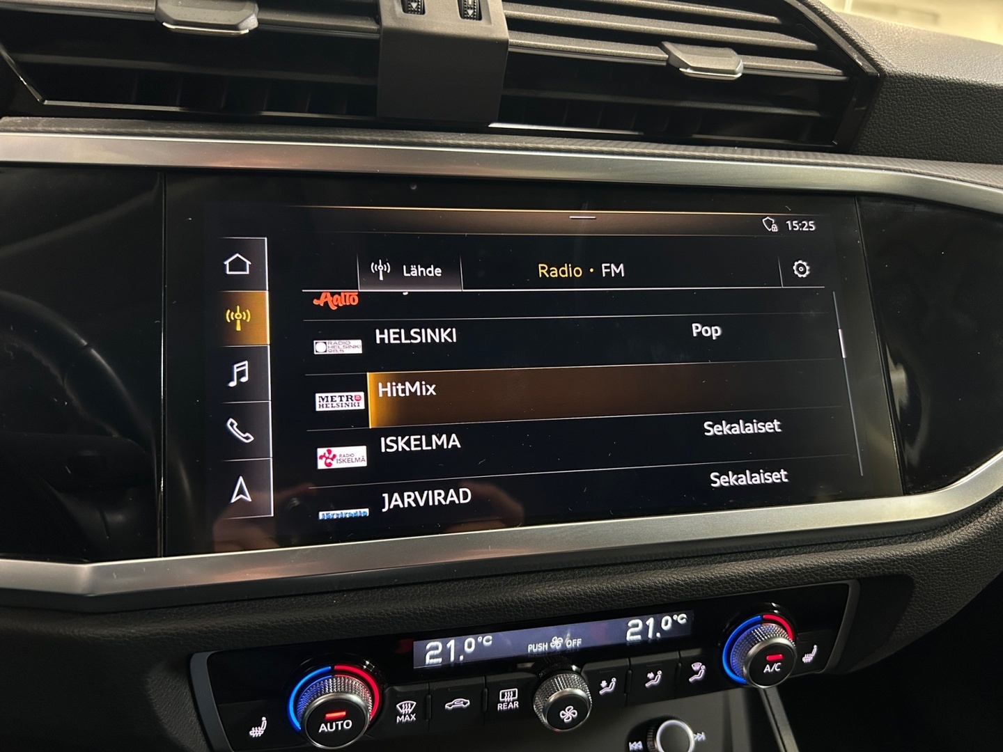 AUDI Q3 2019