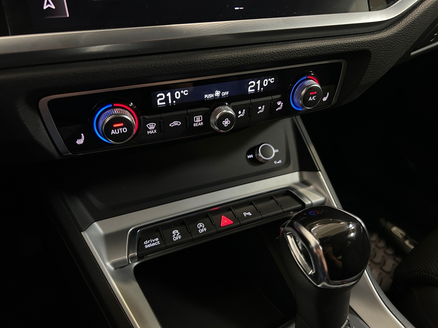 AUDI Q3 2019