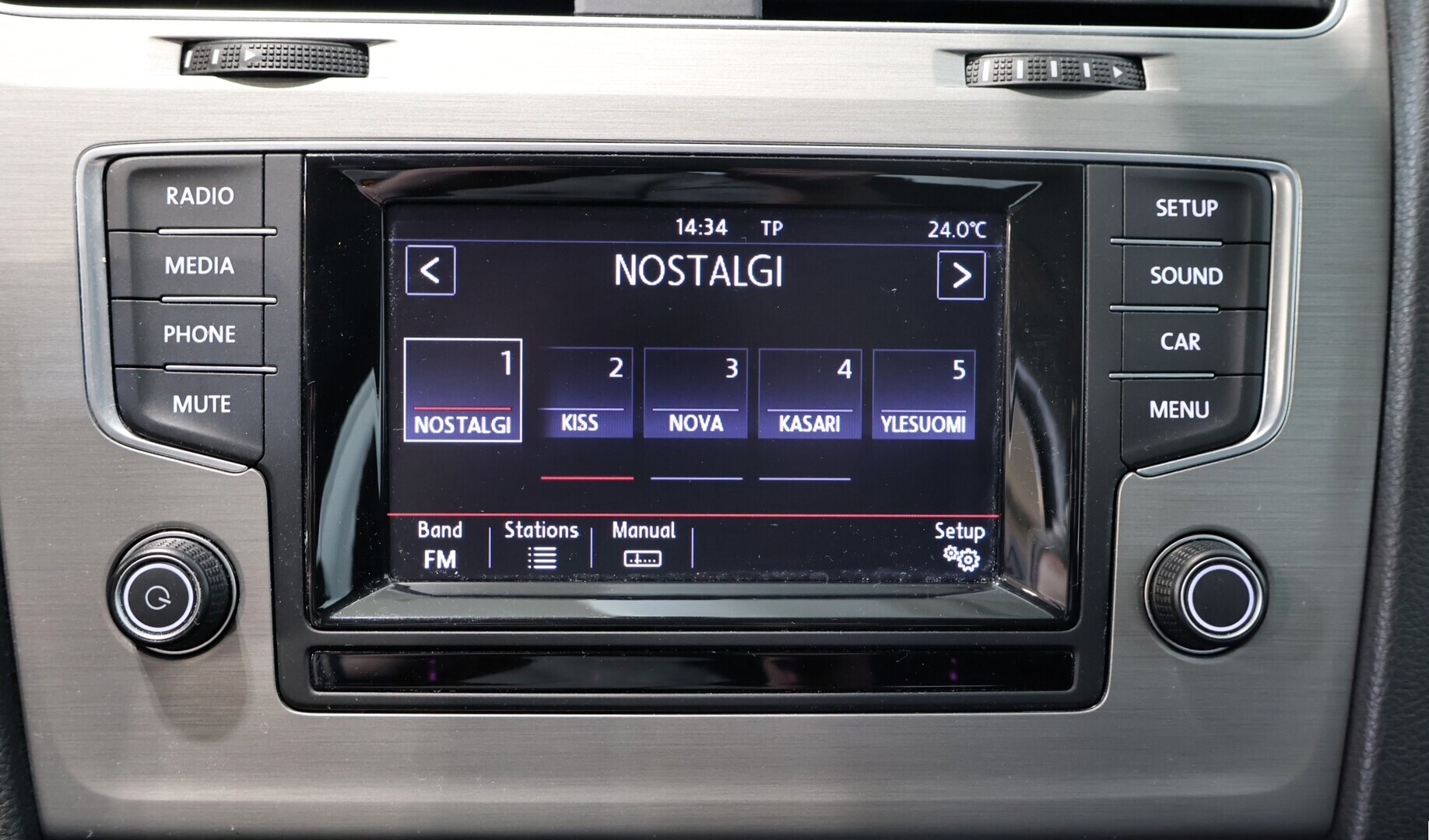 VOLKSWAGEN Golf 2015