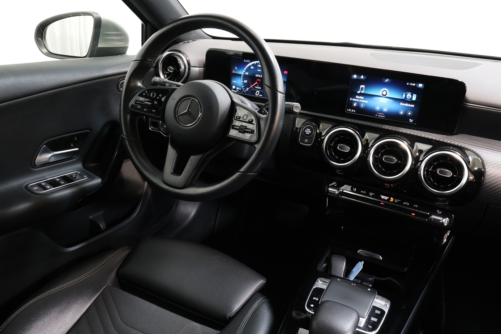 MERCEDES-BENZ A 2019