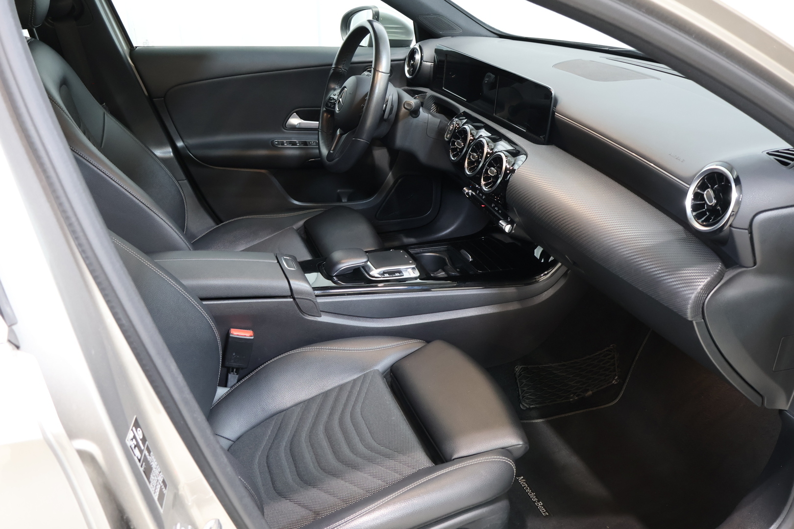 MERCEDES-BENZ A 2019