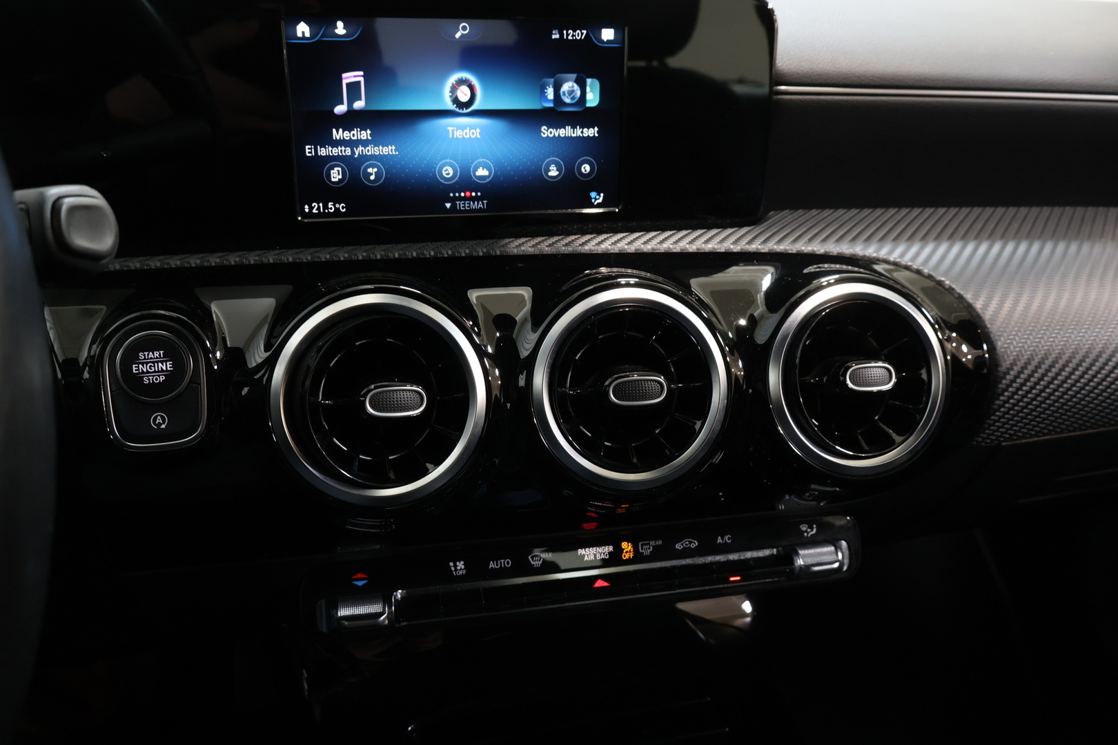 MERCEDES-BENZ A 2019