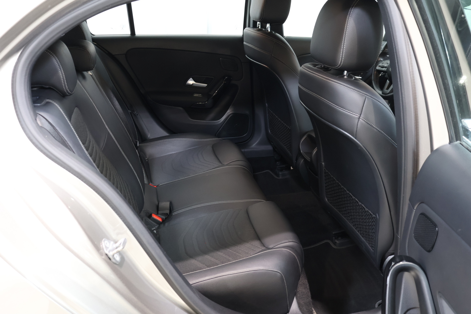 MERCEDES-BENZ A 2019