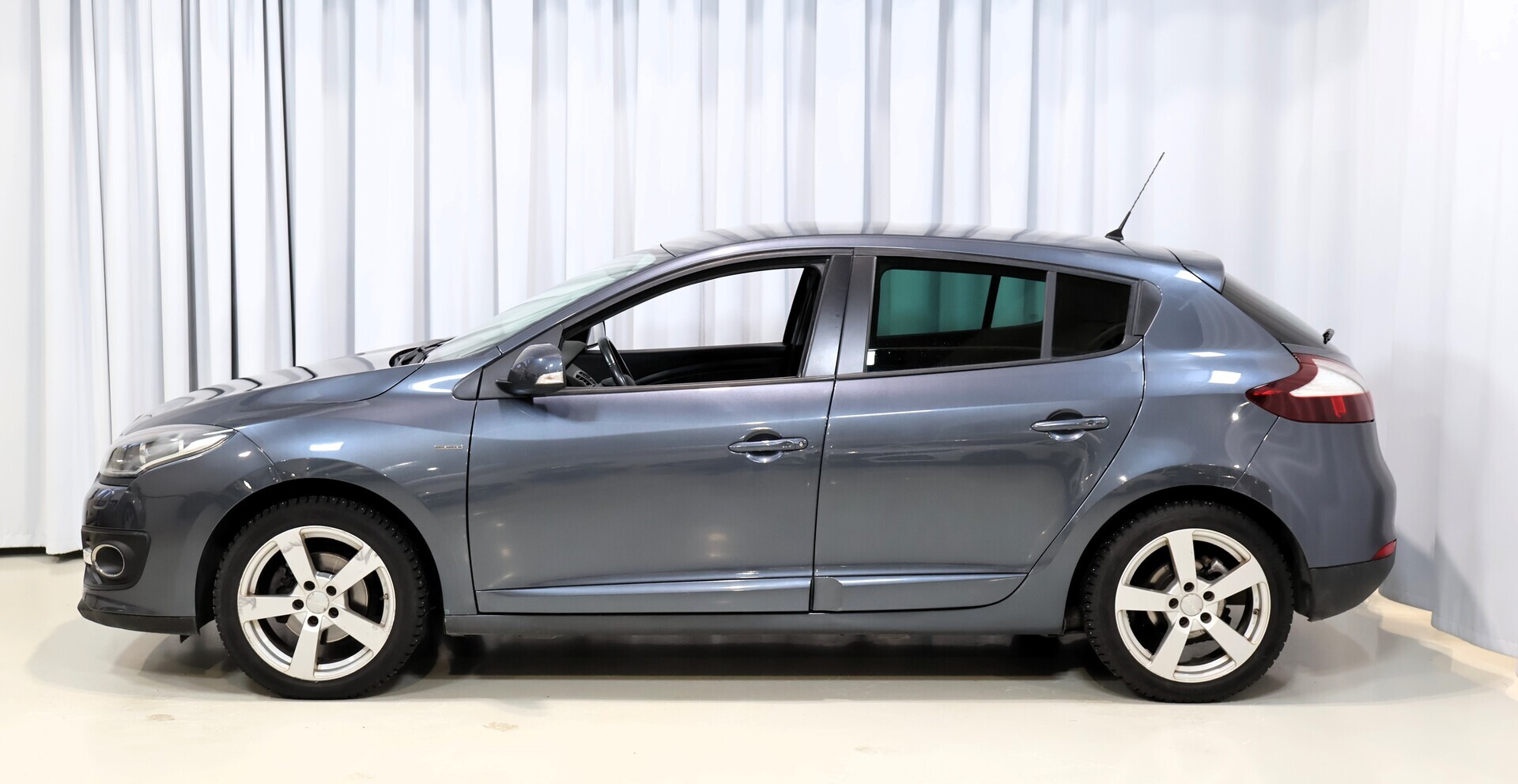 RENAULT Megane 2015