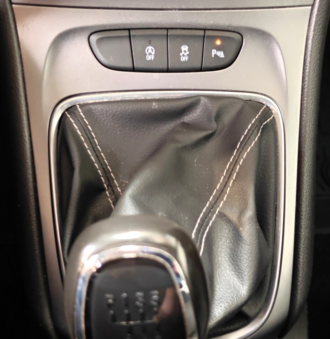 OPEL Astra 2015