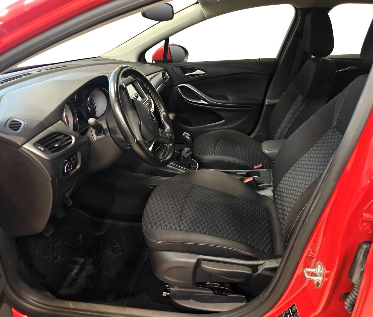 OPEL Astra 2015
