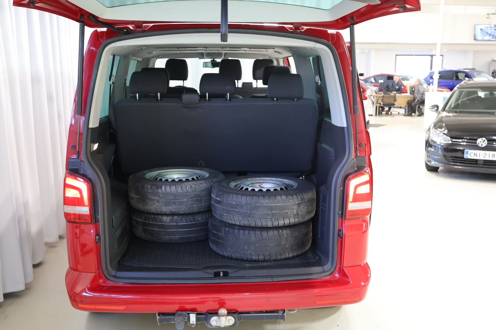 VOLKSWAGEN Caravelle 2014