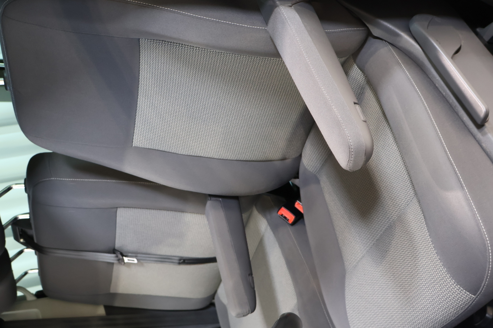 VOLKSWAGEN Caravelle 2014