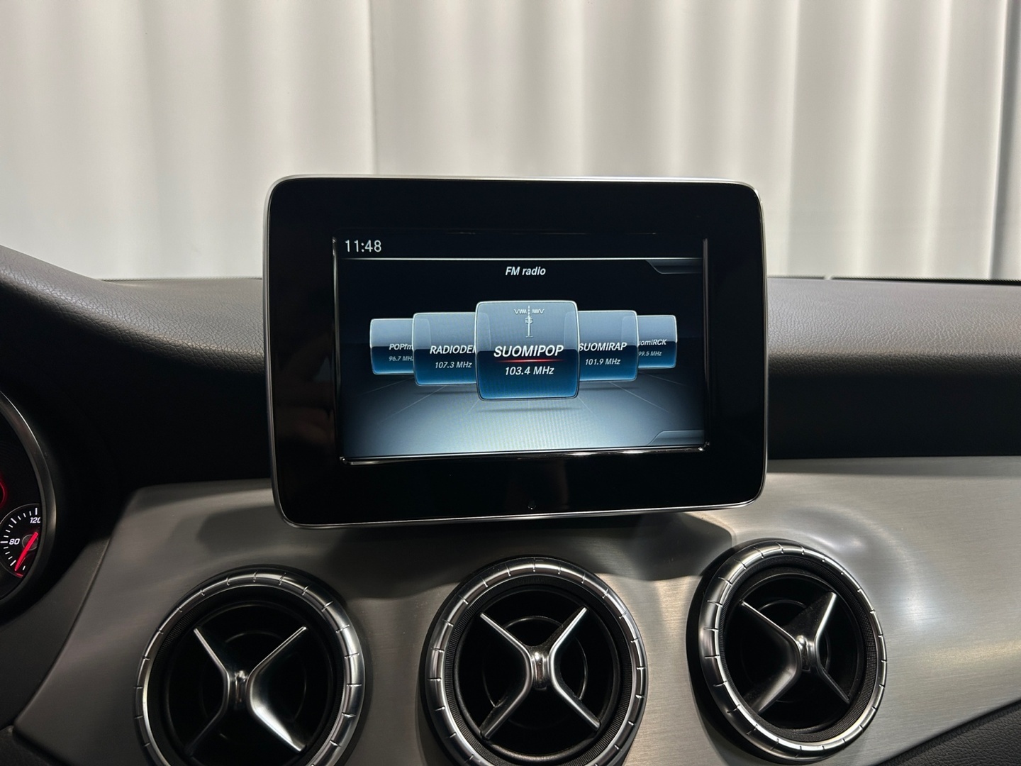MERCEDES-BENZ CLA 2017