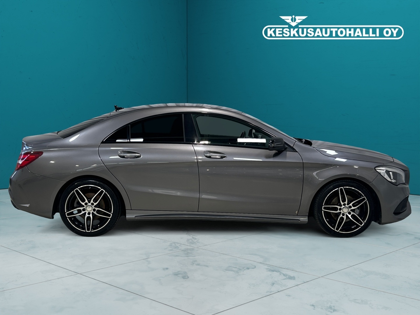 MERCEDES-BENZ CLA 2017
