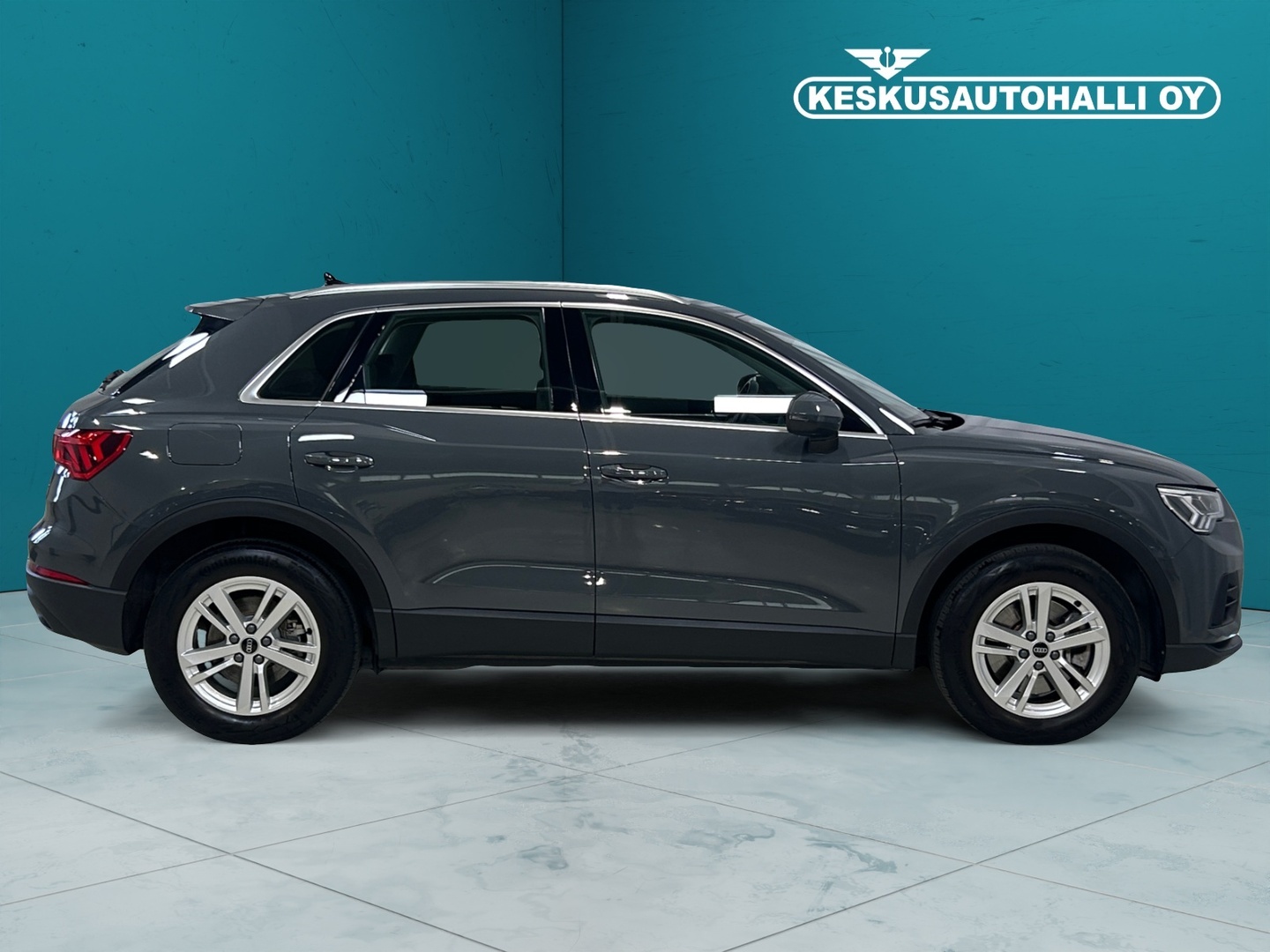 AUDI Q3 2021