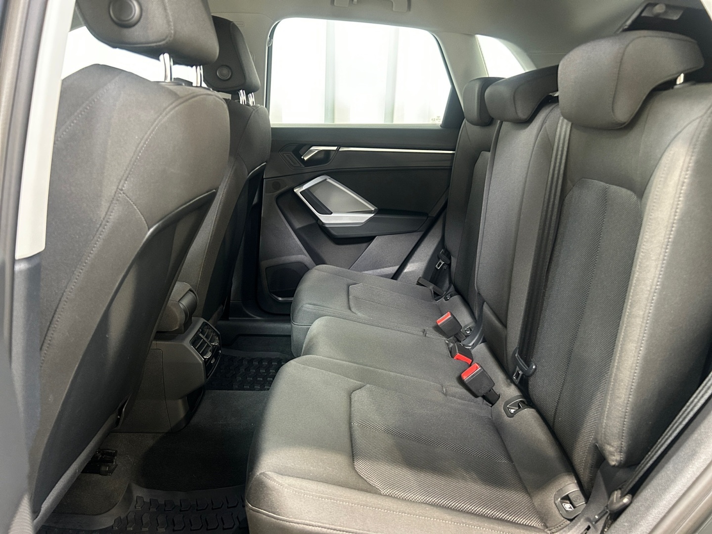 AUDI Q3 2021