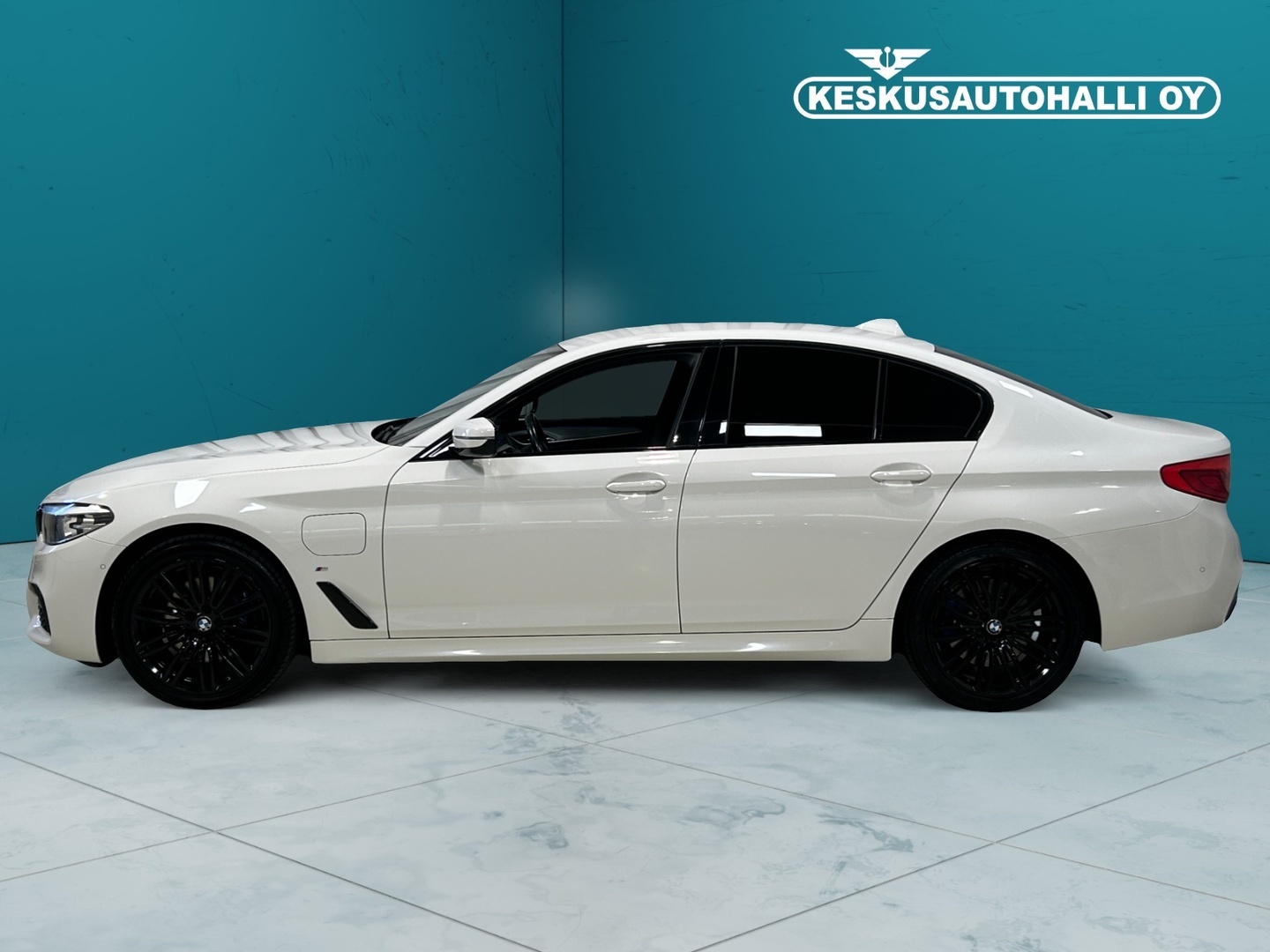 BMW 530 2019