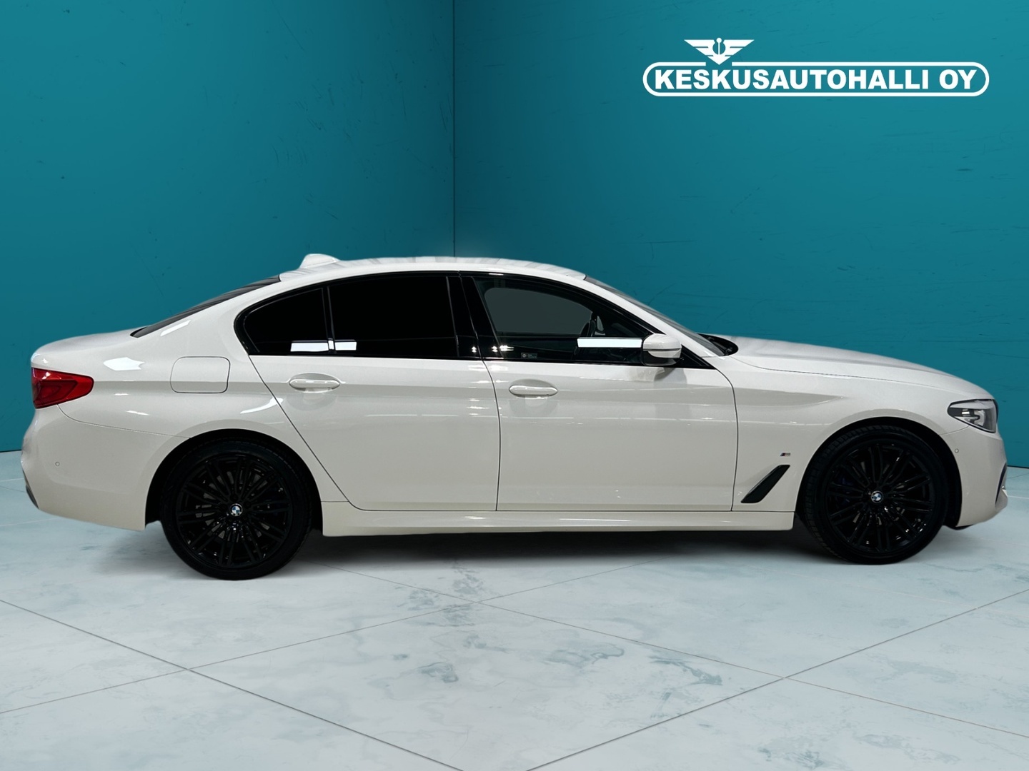 BMW 530 2019