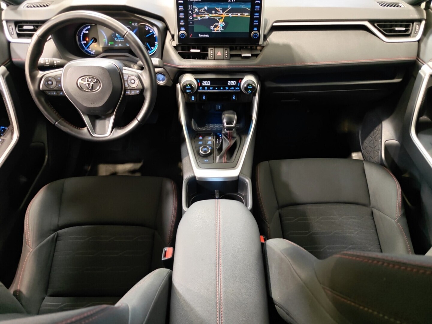 TOYOTA RAV4 Plug-in 10