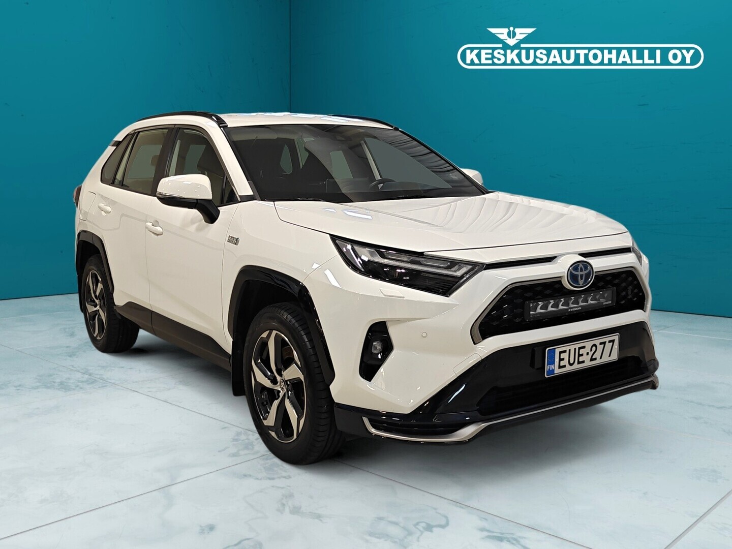 TOYOTA RAV4 Plug-in 8