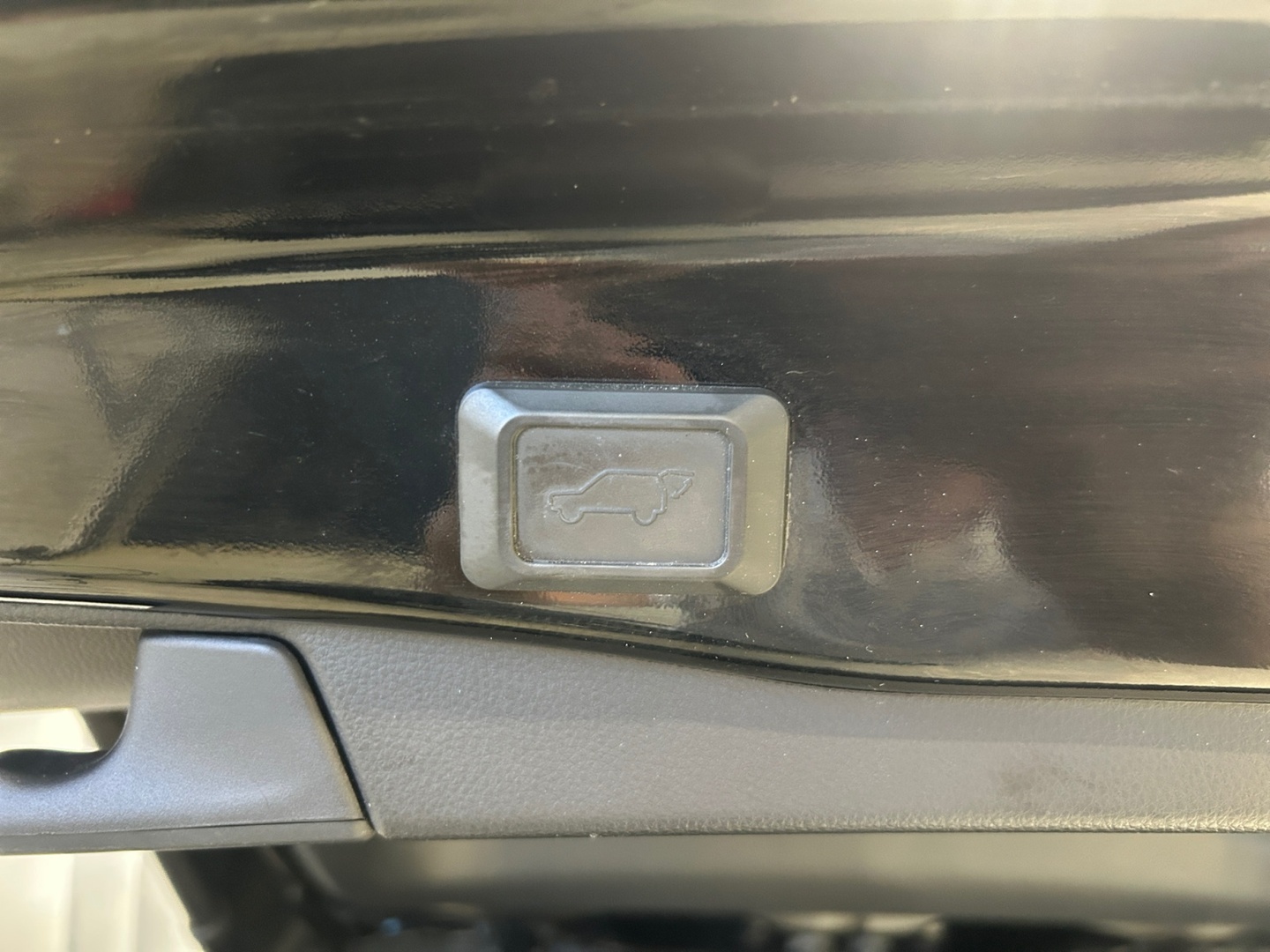 TOYOTA RAV4 2021