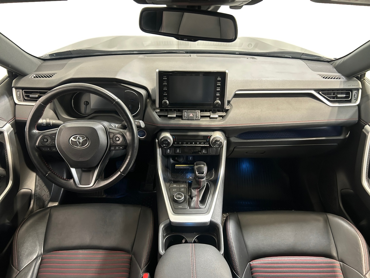 TOYOTA RAV4 2021