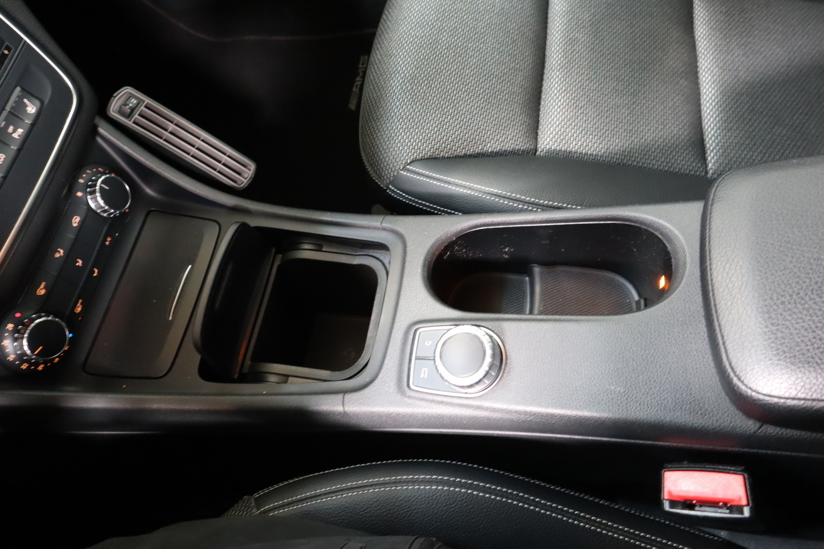 MERCEDES-BENZ CLA 2014