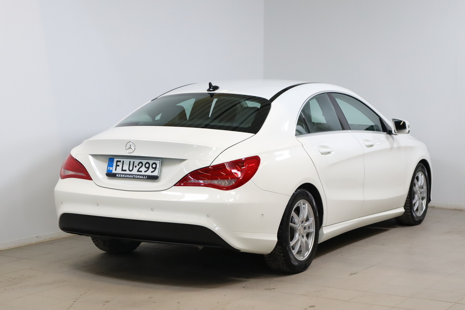 MERCEDES-BENZ CLA 2014