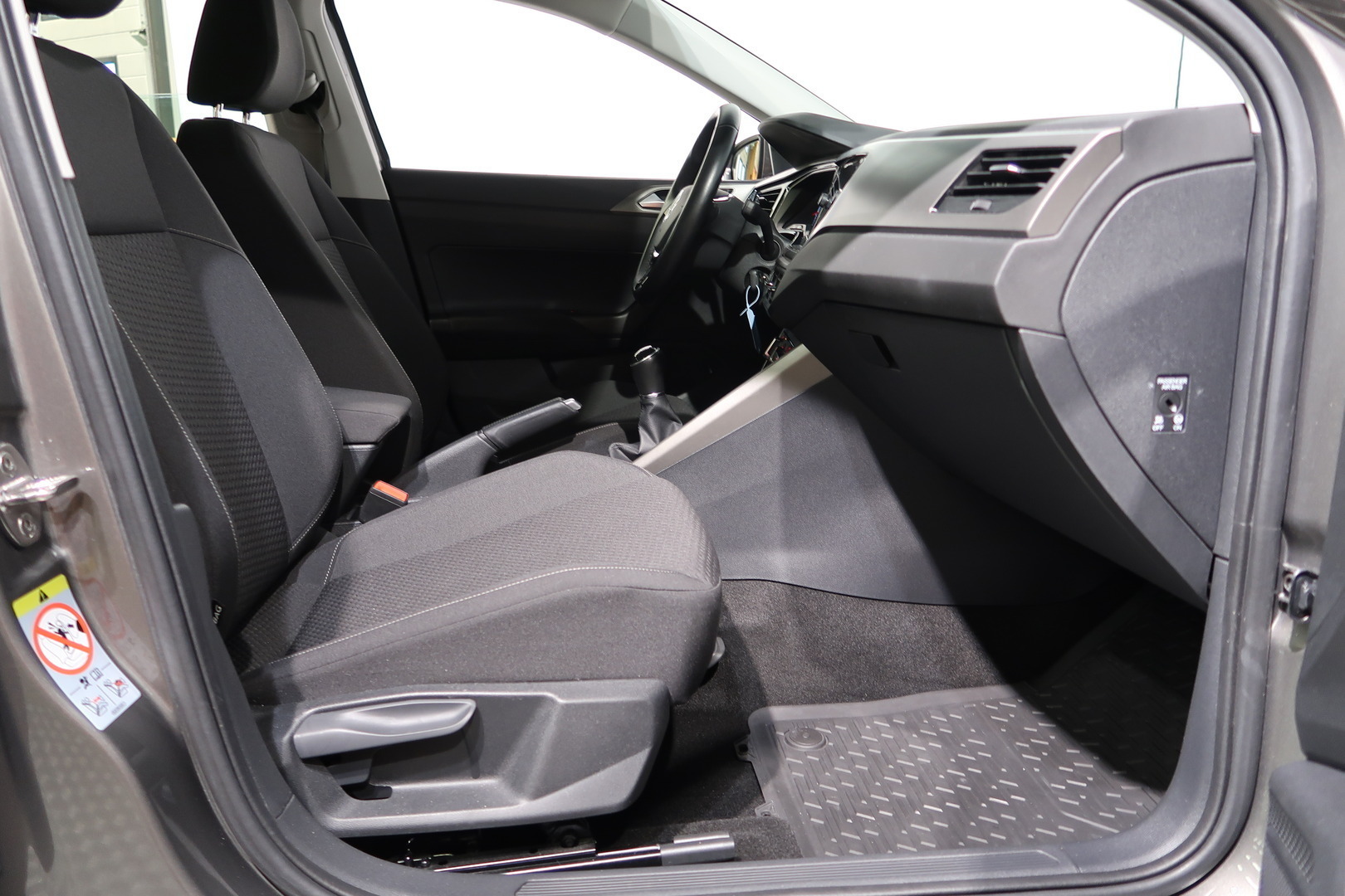 VOLKSWAGEN Polo 2018