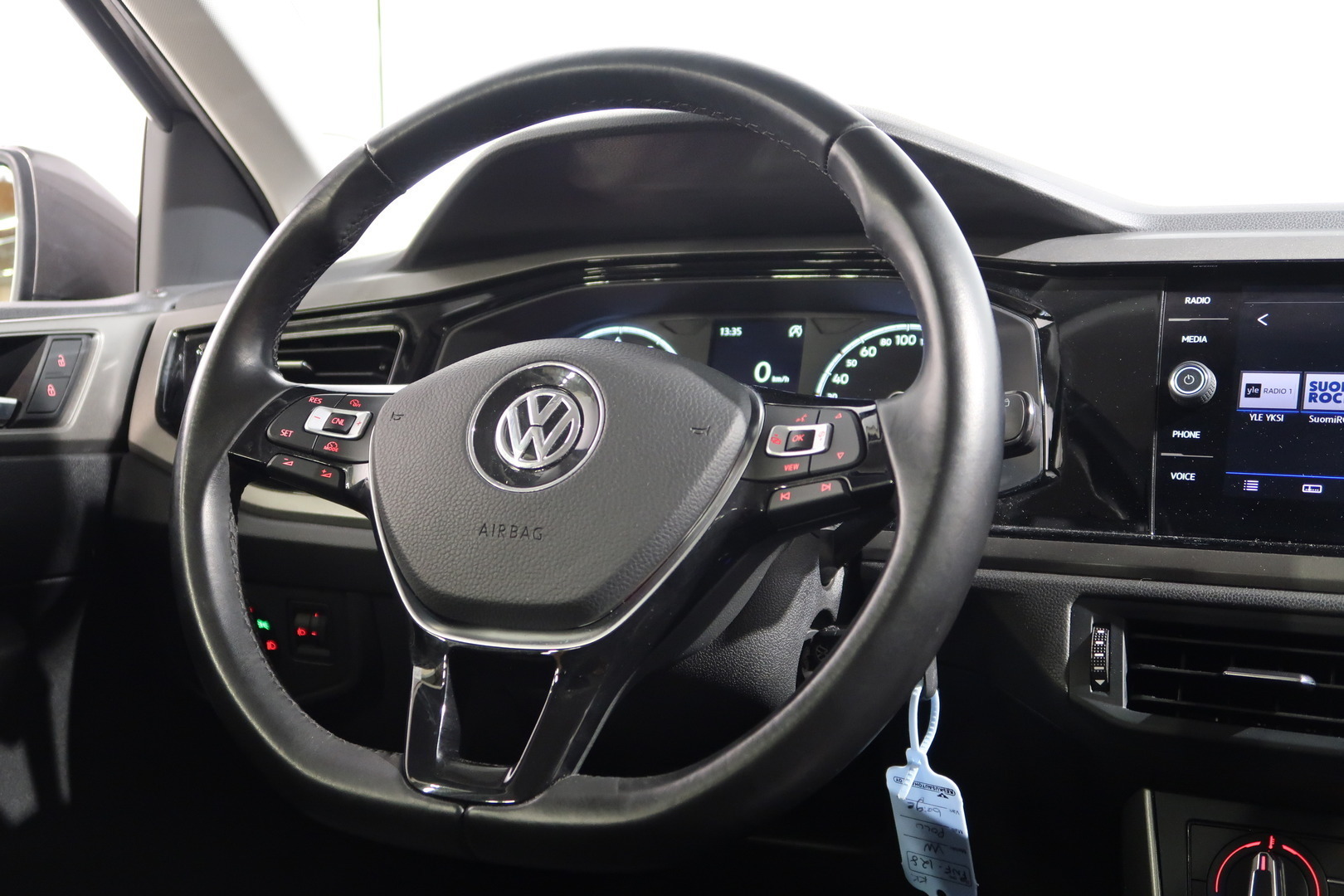 VOLKSWAGEN Polo 2018