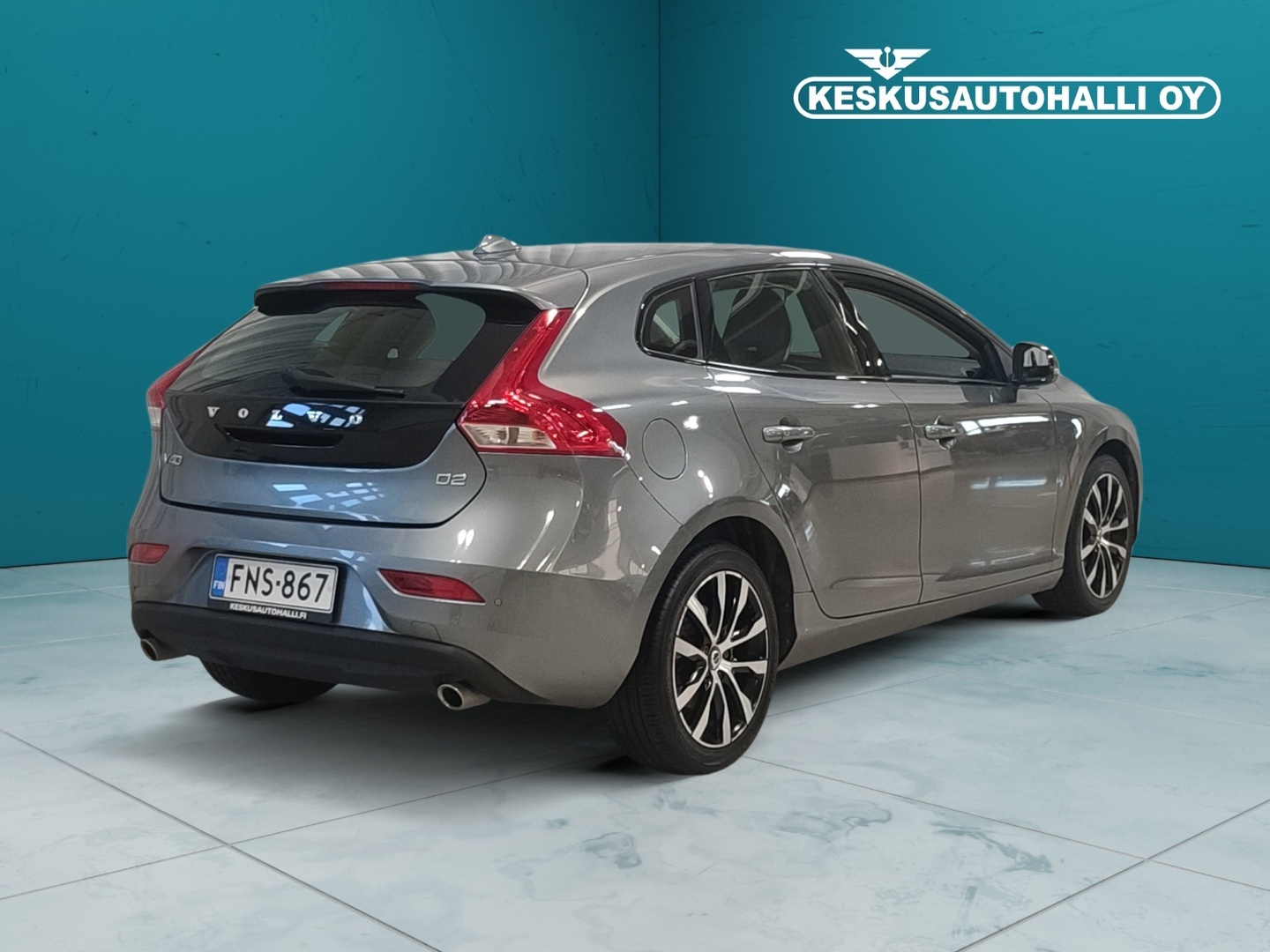 VOLVO V40 2019