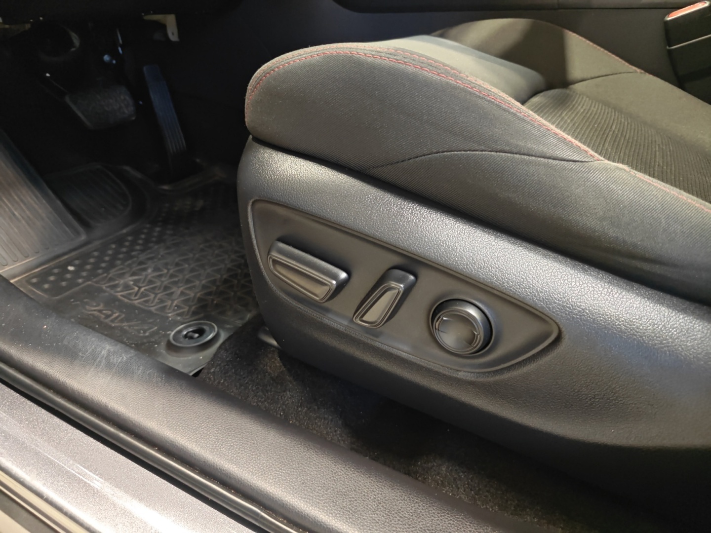 TOYOTA RAV4 Plug-in 2020