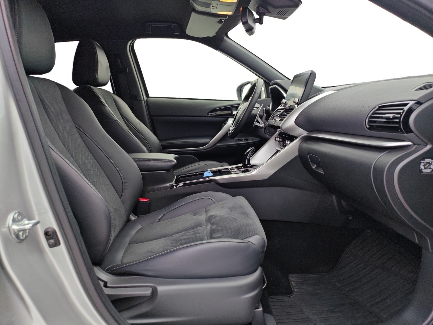 MITSUBISHI Eclipse Cross 2023