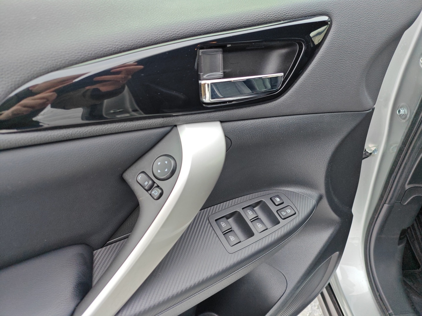 MITSUBISHI Eclipse Cross 2023