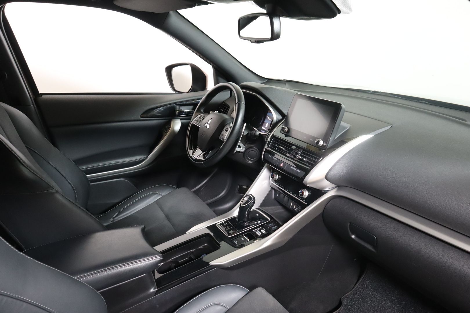 MITSUBISHI Eclipse Cross 2022