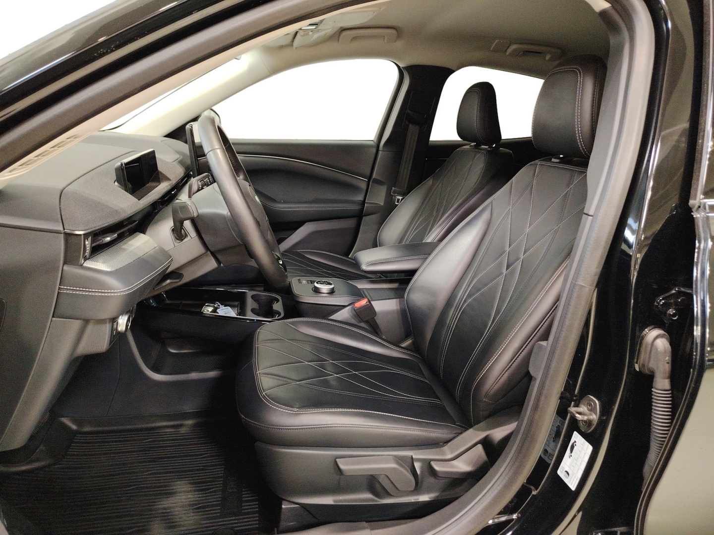 FORD Mustang Mach-E 2022