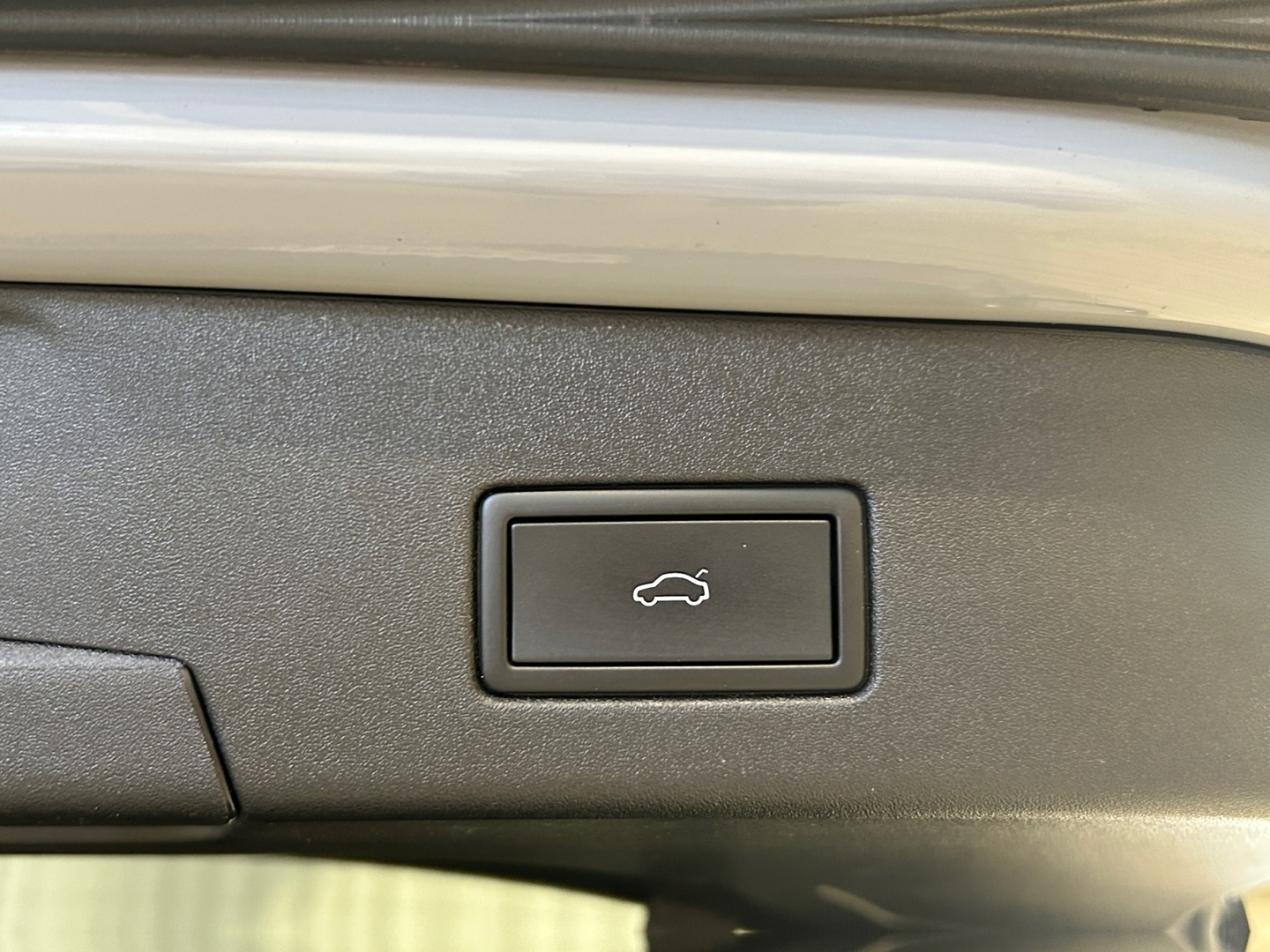 VOLKSWAGEN ID.4 2024