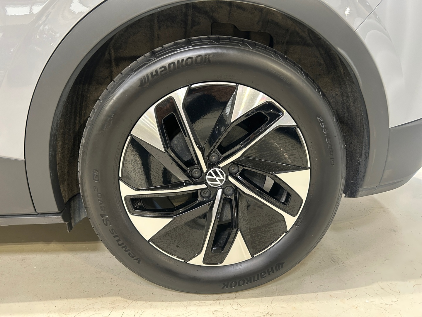 VOLKSWAGEN ID.4 2024