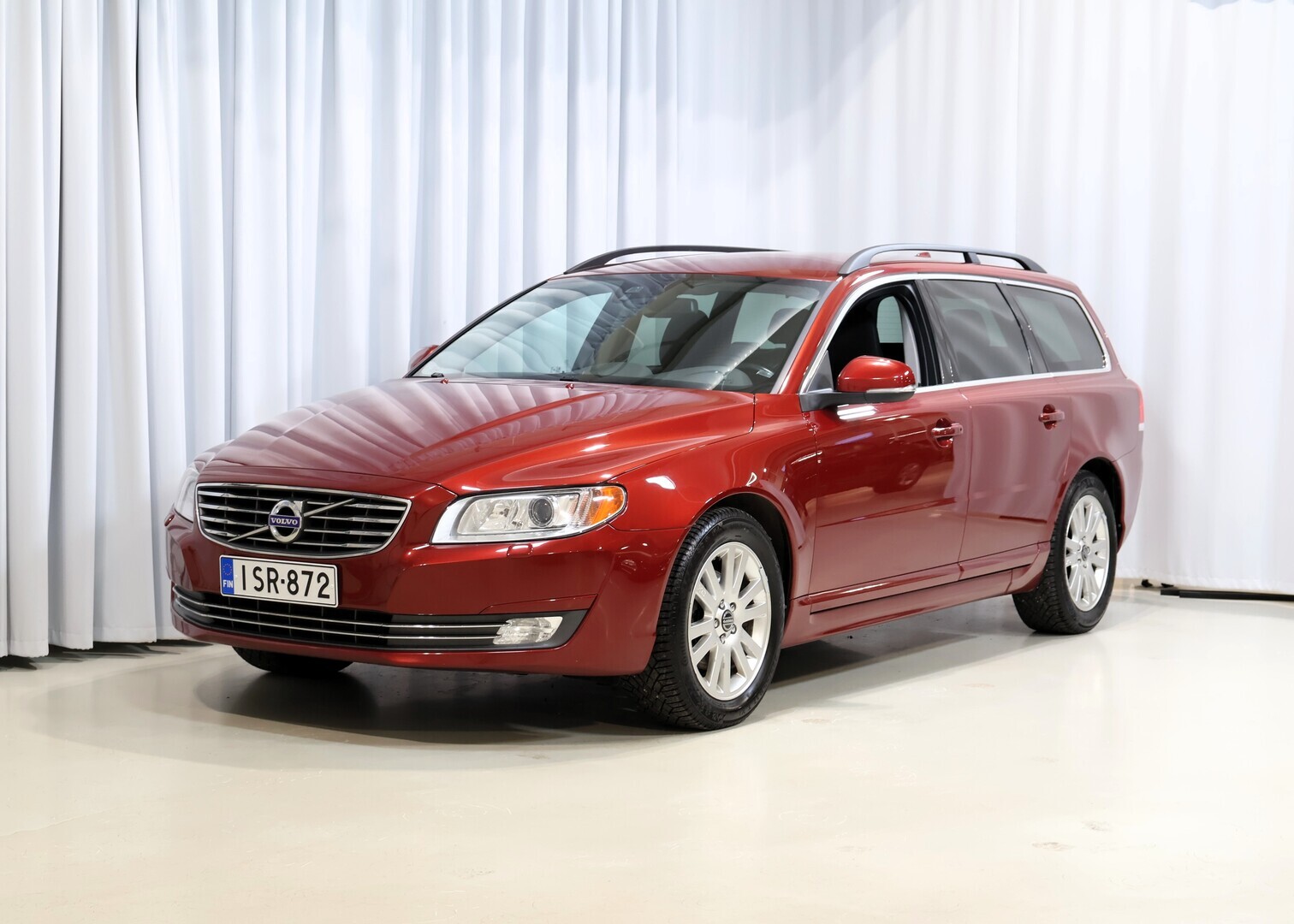 VOLVO V70 2014