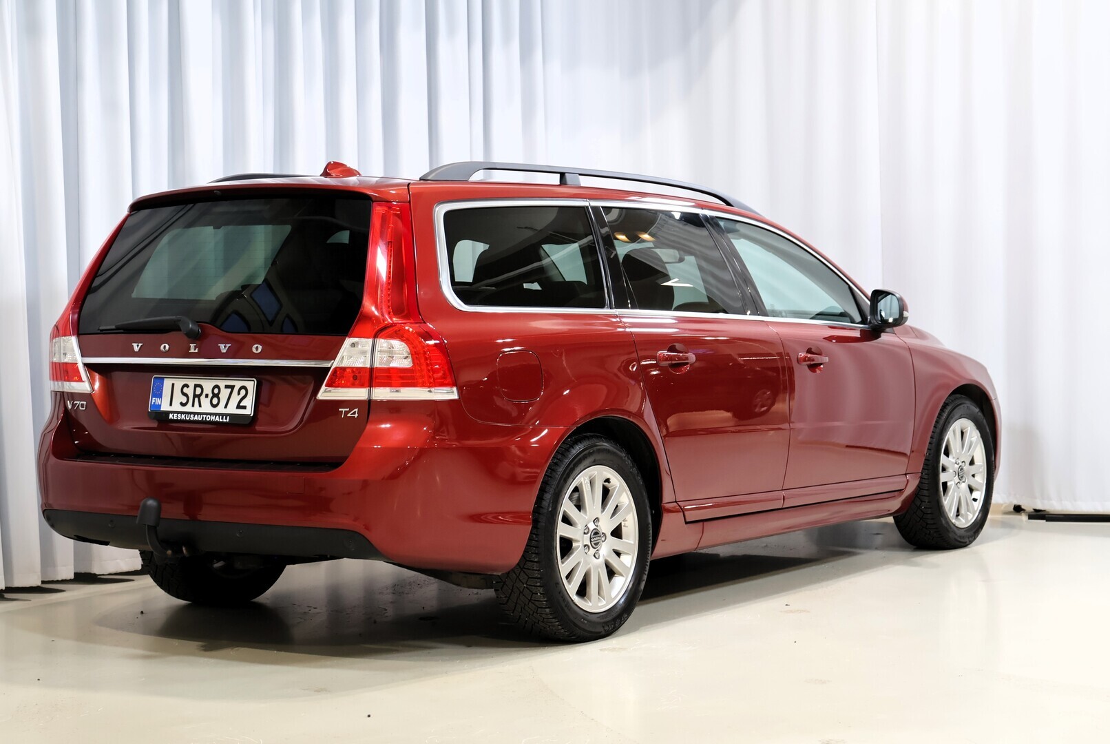 VOLVO V70 2014