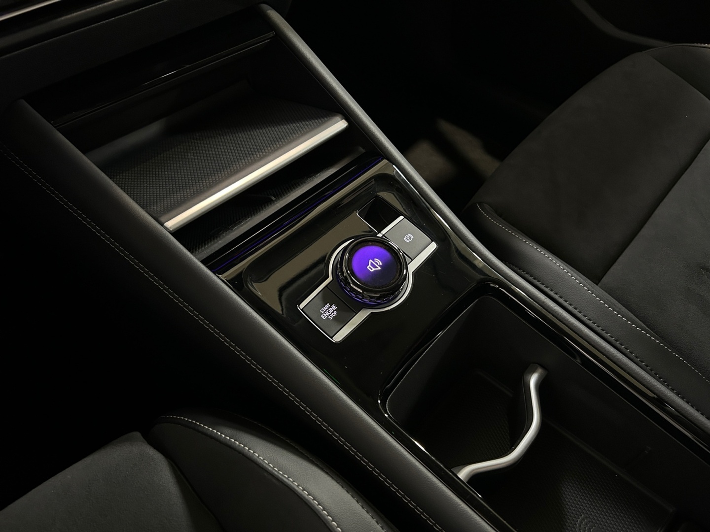 VOLKSWAGEN Tiguan 2026