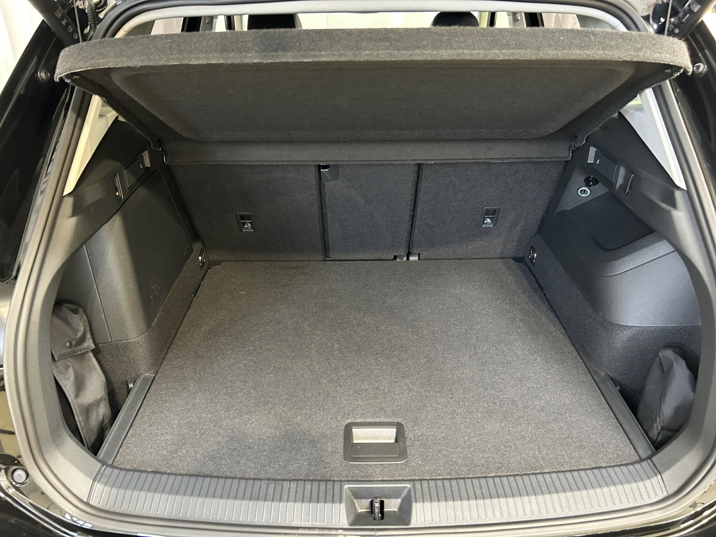 VOLKSWAGEN Tiguan 2026