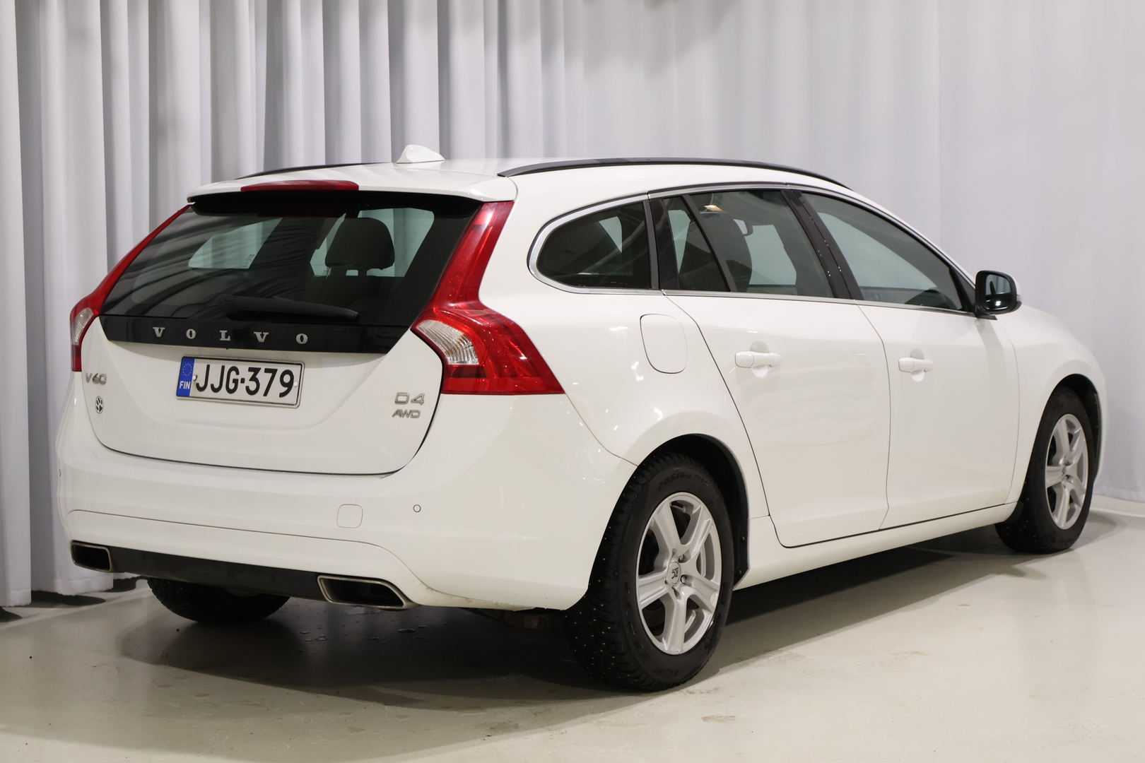 VOLVO V60 2014