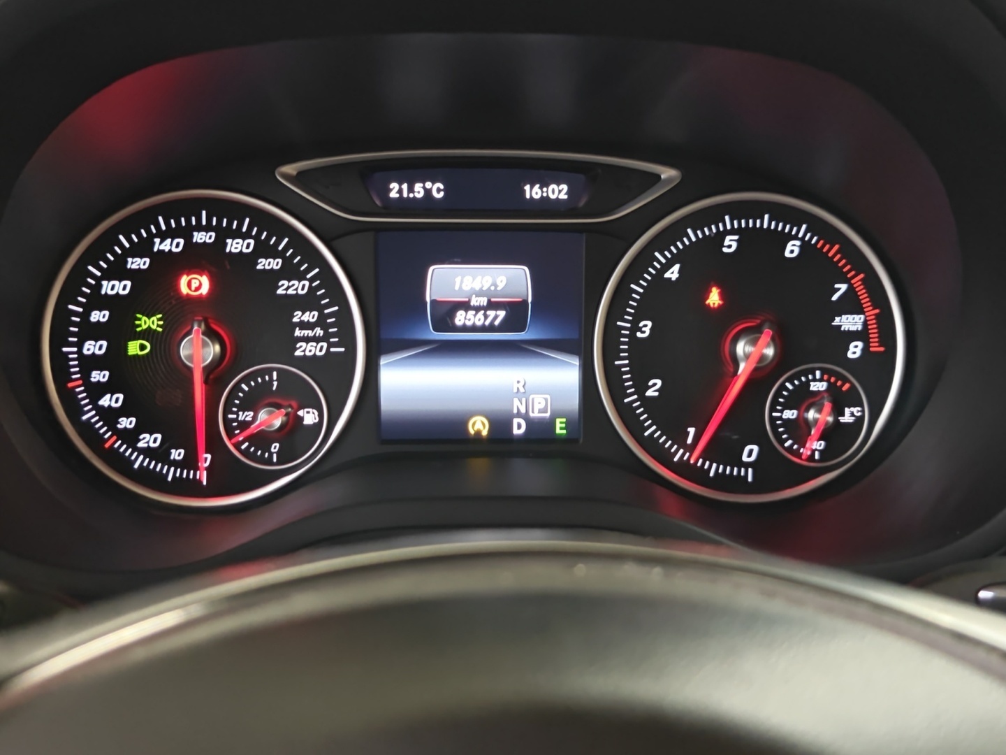 MERCEDES-BENZ B 2015