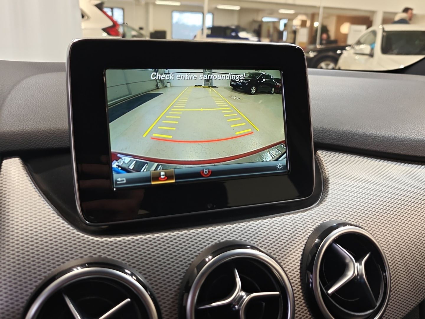 MERCEDES-BENZ B 2015