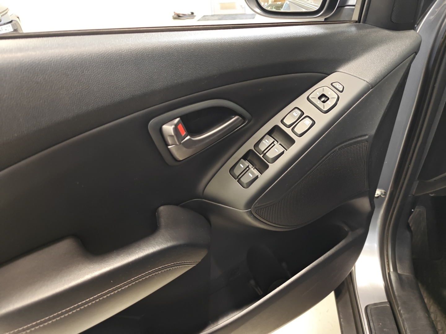 HYUNDAI IX35 22