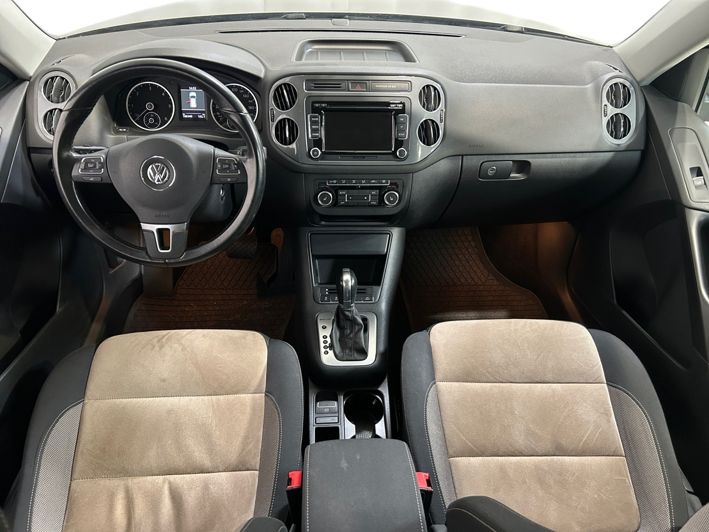 VOLKSWAGEN Tiguan 2014