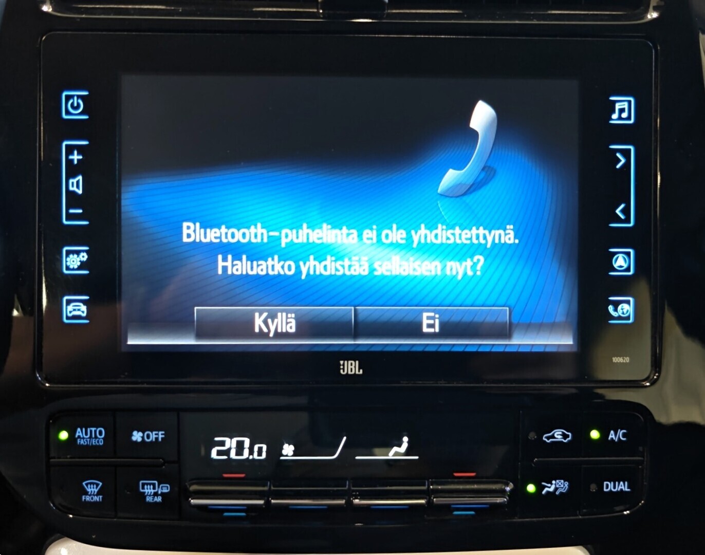 TOYOTA Prius Plug-in 2018
