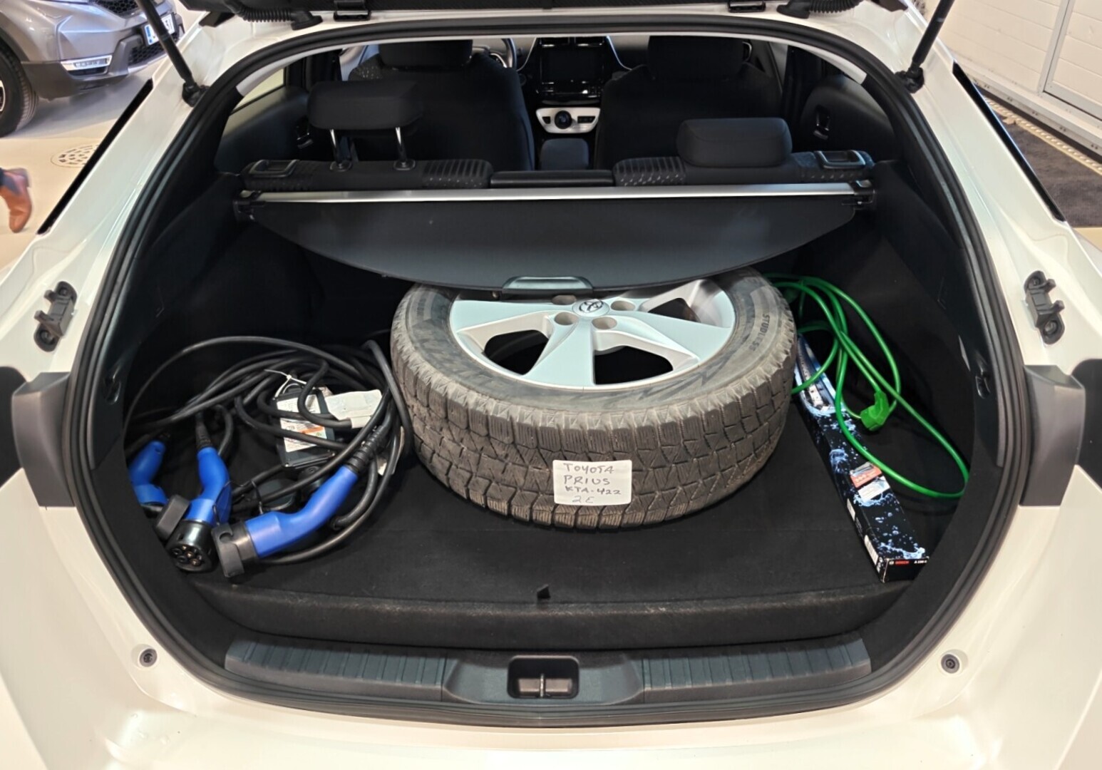 TOYOTA Prius Plug-in 2018