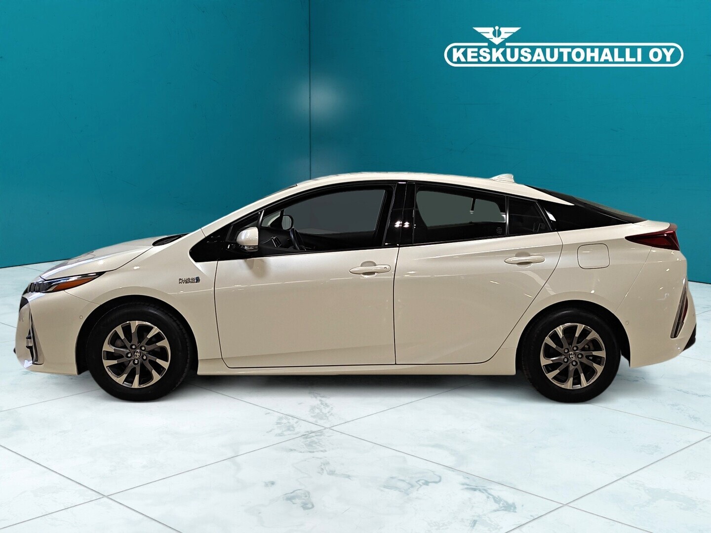 TOYOTA Prius Plug-in 2018