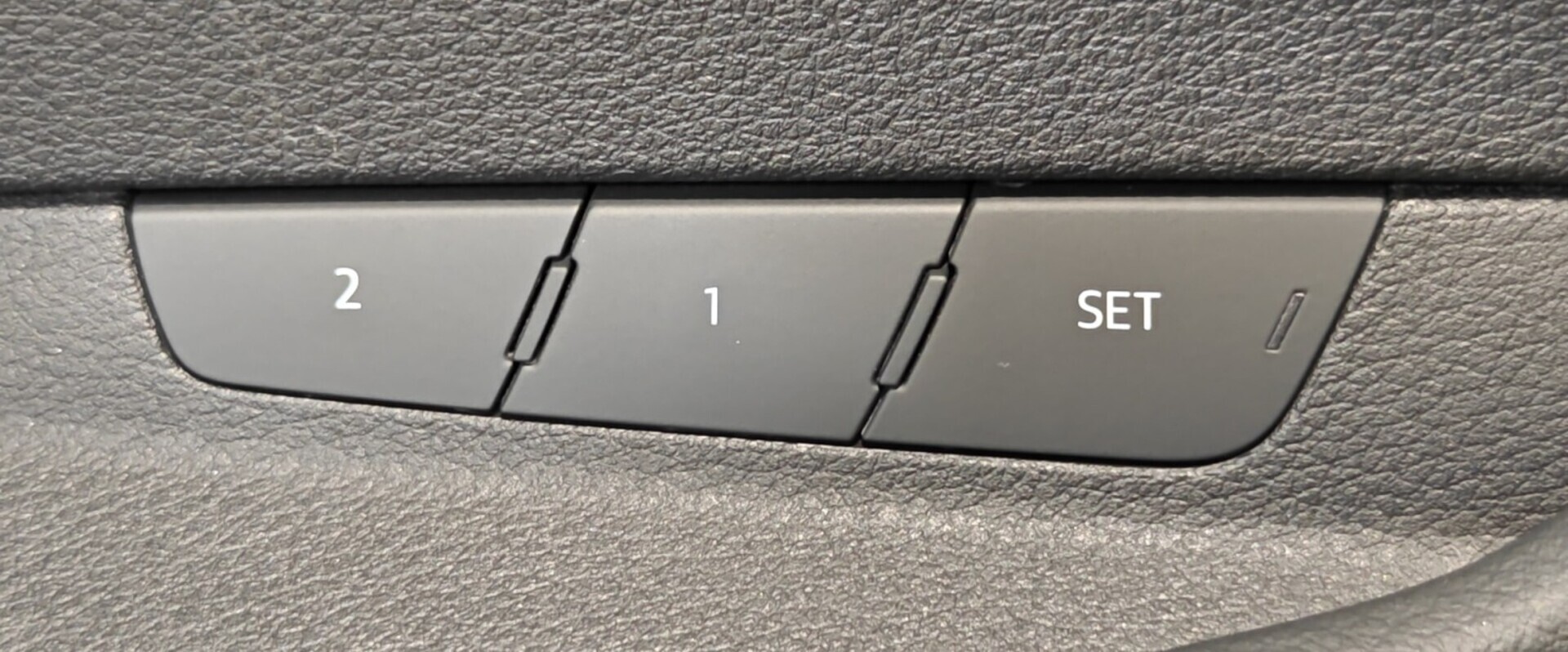 AUDI e-tron 2021