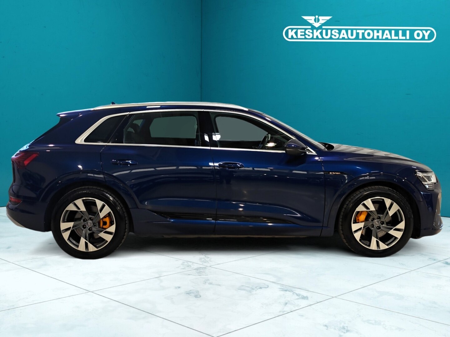 AUDI e-tron 2021