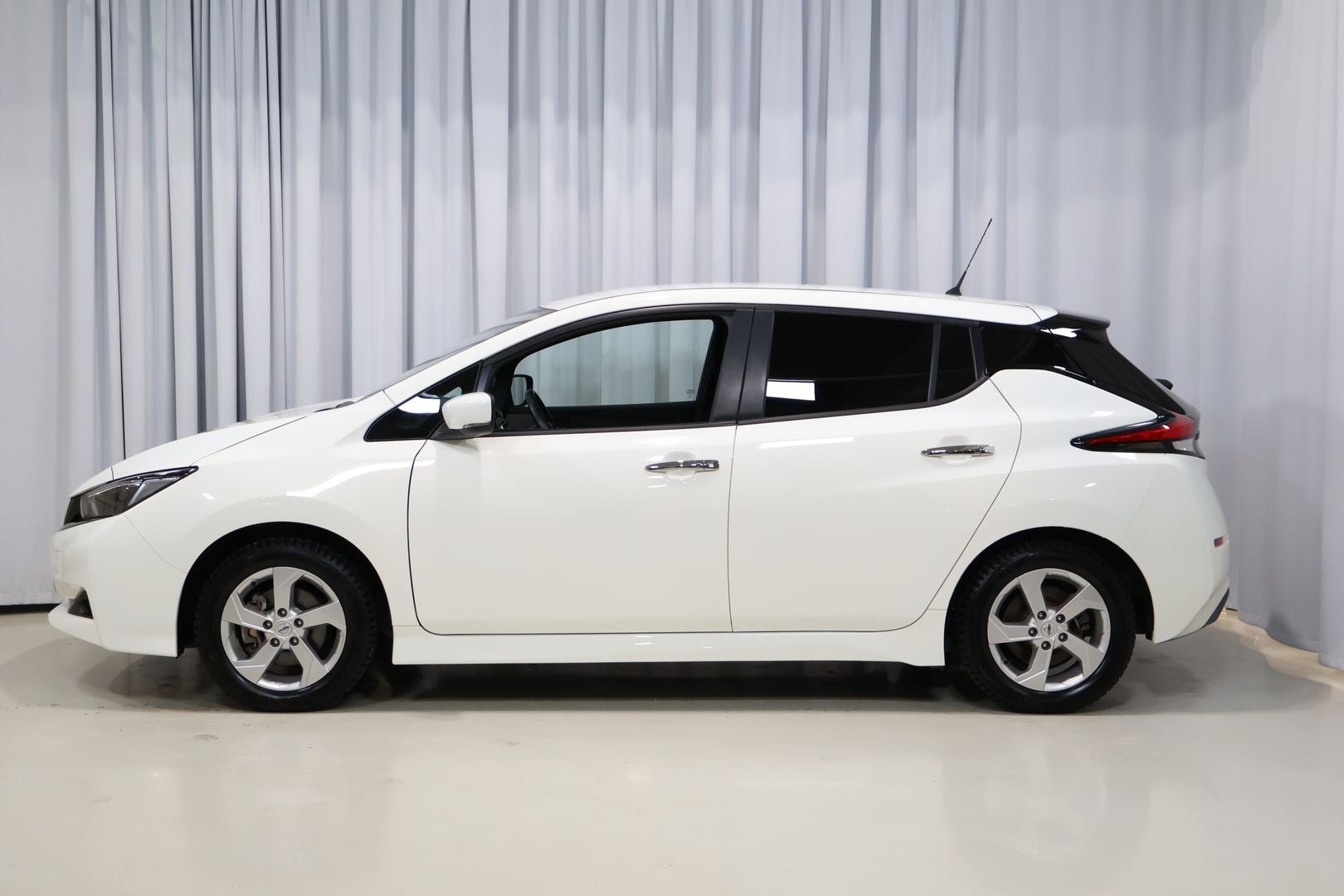 NISSAN Leaf 2022